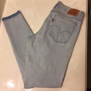 Levis light wash 710 jeans
